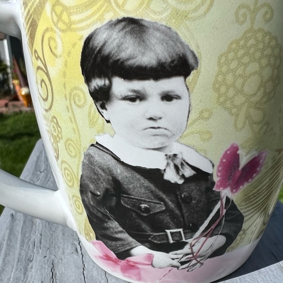 Erin Smith Art Don’t Pretend To Understand My Problems Mug - Picture 8 of 9